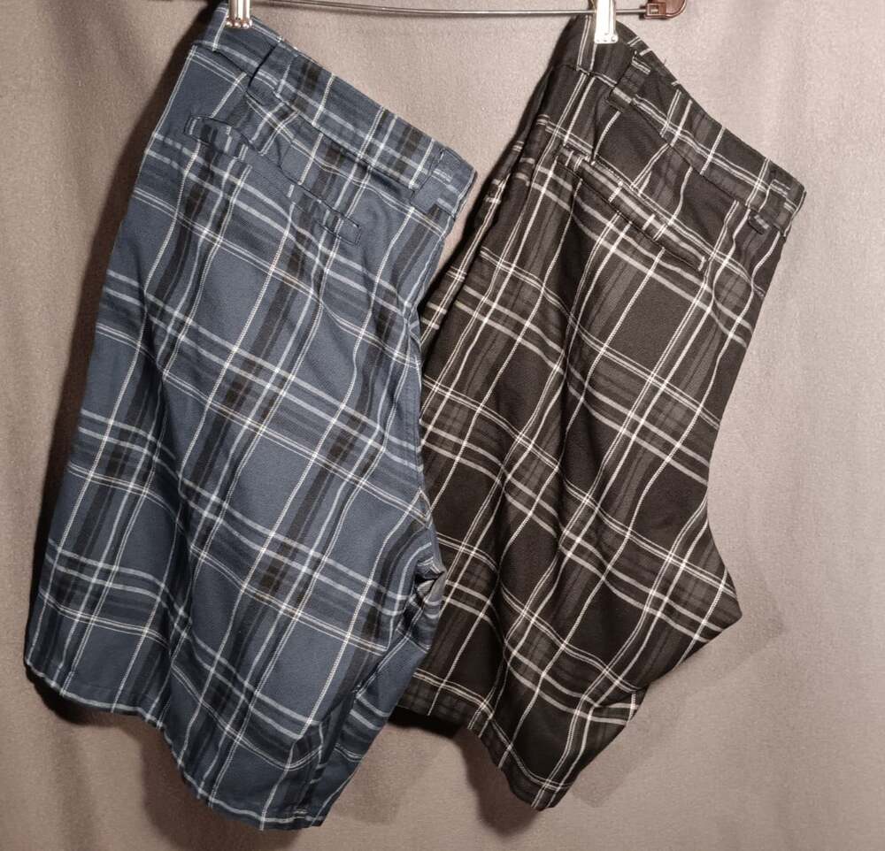 O’Neill Lot of 2 Board Shorts Men’s 38 Black Blue Plaid Surf Swim Hybrid